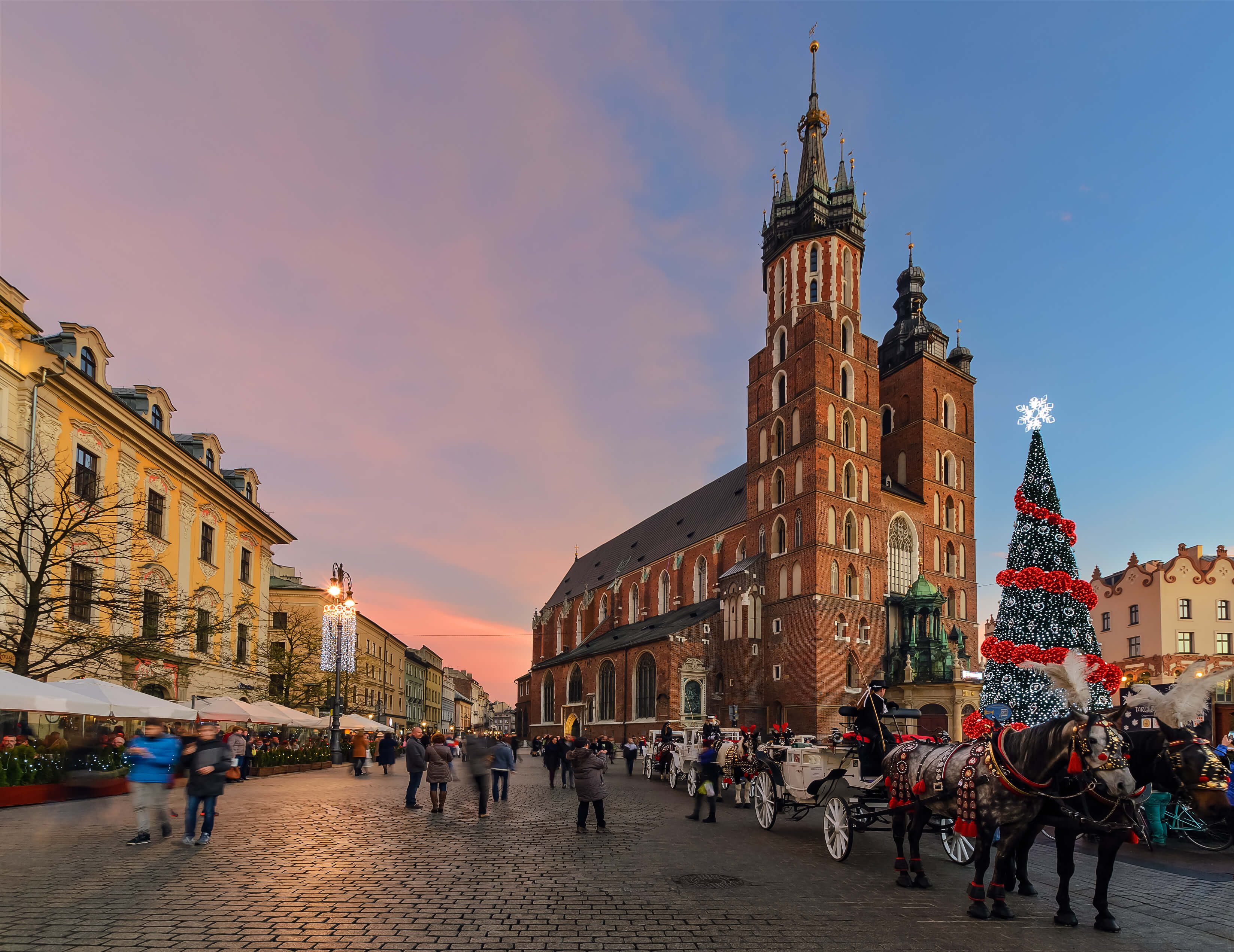 2022/08/Advent-Krakow-1.jpg