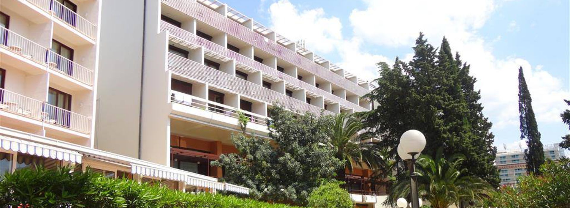 HOTEL BIOKOVKA 3* - MAKARSKA