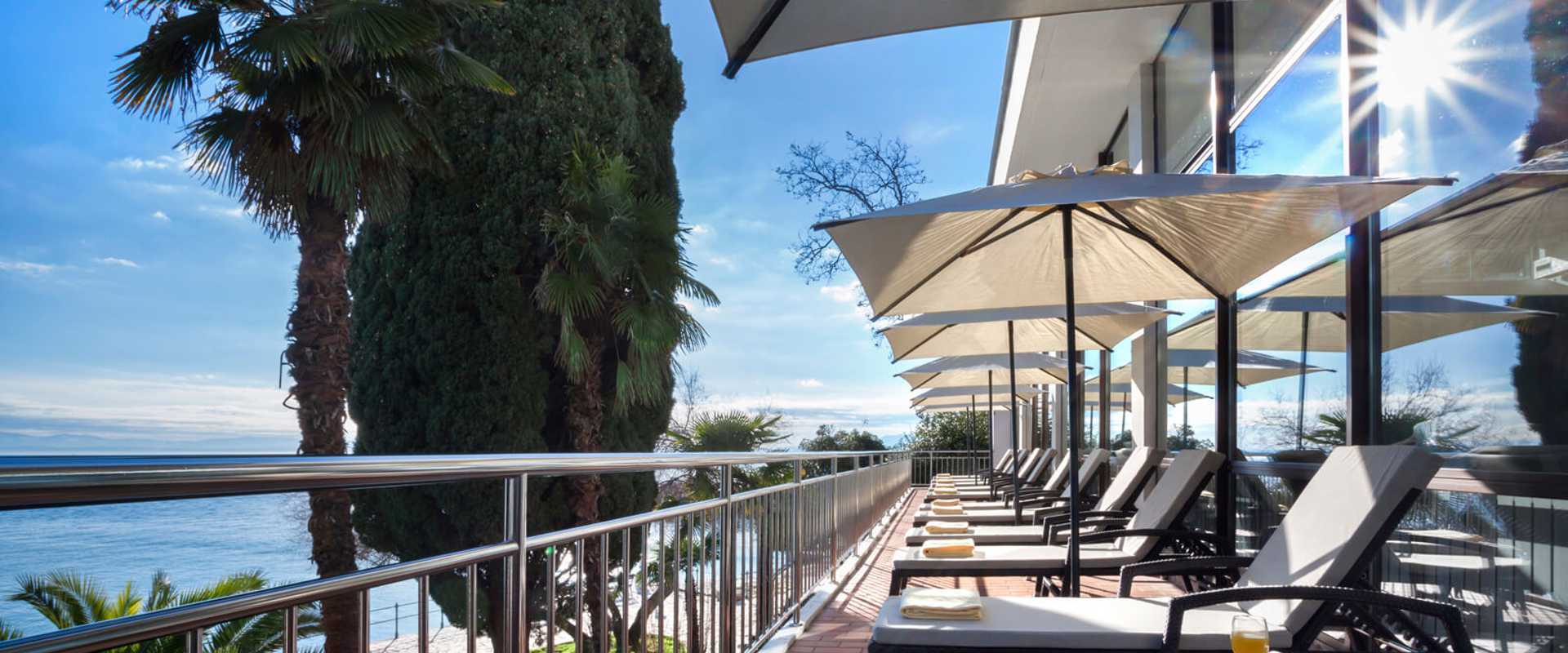 HOTEL KRISTAL 4* - OPATIJA