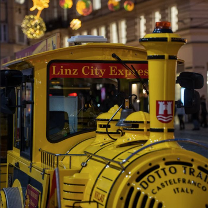 2025/08/Advent-Linz-10.jpg