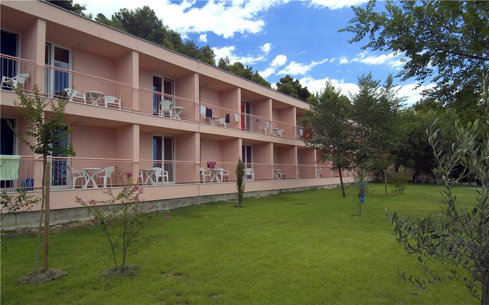 2026/03/Ljetovanje-Hotel-Brzet-Omis-29.jpg